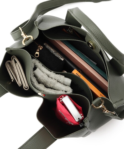 OPAQUE.CLIP(オペークドットクリップ)の「◆ダブルフロントポケットミドルトート【2WAY・軽量・抗菌防臭加工裏地使用】(トートバッグ・レディース・カーキ/オフホワイト/ブラック・00)」の11枚目の写真