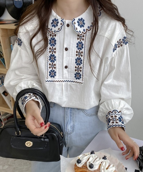 Diosfront（ディオスフロント）の「バルーンスリーブ刺繍ブラウス（シャツ/ブラウス・レディース・ホワイト/ネイビー/ライトブルー/ブラック・M/L）」の7枚目の写真