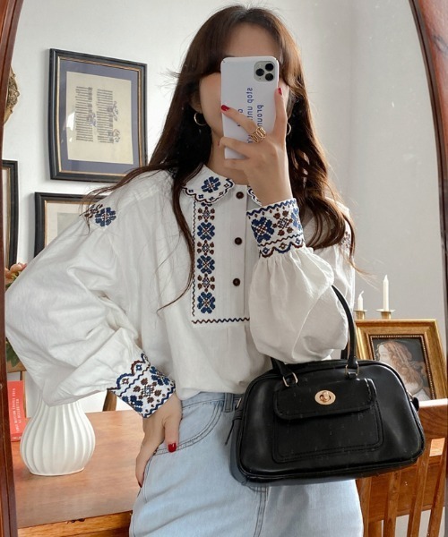 Diosfront（ディオスフロント）の「バルーンスリーブ刺繍ブラウス（シャツ/ブラウス・レディース・ホワイト/ネイビー/ライトブルー/ブラック・M/L）」の18枚目の写真