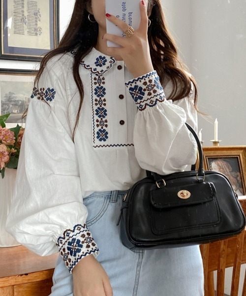 Diosfront（ディオスフロント）の「バルーンスリーブ刺繍ブラウス（シャツ/ブラウス・レディース・ホワイト/ネイビー/ライトブルー/ブラック・M/L）」の12枚目の写真