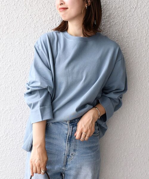 SHIPS(シップス)の「【WEB限定】ヘビーウェイトサイドスリットロングスリーブ◇(Tシャツ/カットソー・レディース・ブラック/ベージュ/ブルー系その他/チャコールグレー/グリーン・SMALL/MEDIUM)」の5枚目の写真