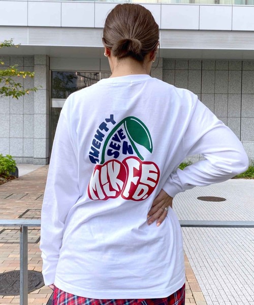 MILKFED.(ミルクフェド)の「L/S TEE CHERRY LOGO(Tシャツ/カットソー・レディース・ネイビー/ホワイト/ブラック・ONE SIZE)」の1枚目の写真