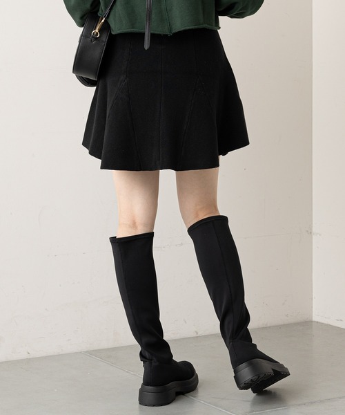 ---Chico--- フレアミニスカート 黒（美品） Chico（チコ）の「ニットフレアミニスカート（スカート）」 - WEAR