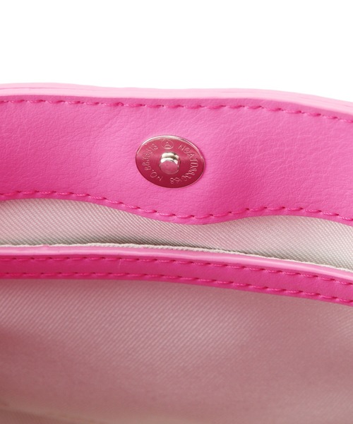 ADAM ET ROPE'（アダムエロペ）の「スクエアミニショルダーバッグ（ショルダーバッグ・レディース・チャコールグレー/ブラック/ピンク・FREE）」の21枚目の写真