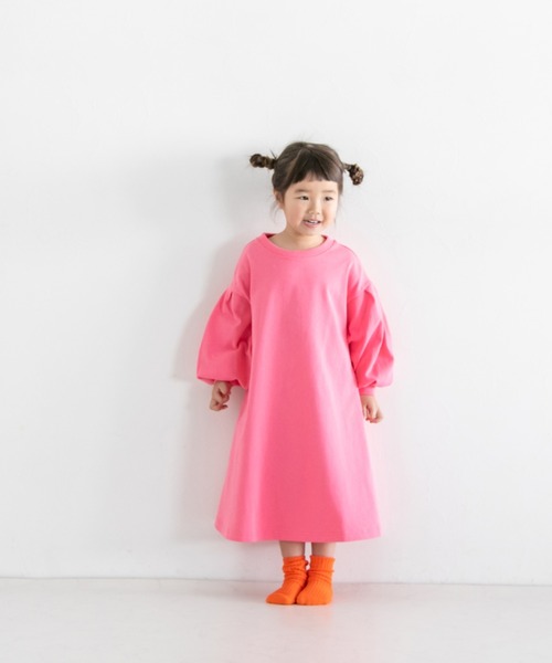 LOWRYS FARM（ローリーズファーム）の「ＵＳＡＢＩＧパフワンピースＬＳ　264366（ワンピース・キッズ・ブラック/ピンク/グリーン・110cm/120cm/130cm/140cm/150cm）」の6枚目の写真