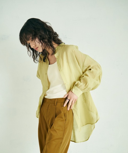 4youstory（フォーユーストーリー）の「【4youstory】スタンドカラーギャザースリーブシャツ（シャツ/ブラウス・レディース・パープル/オフホワイト/イエロー/モカ・MEDIUM）」の4枚目の写真