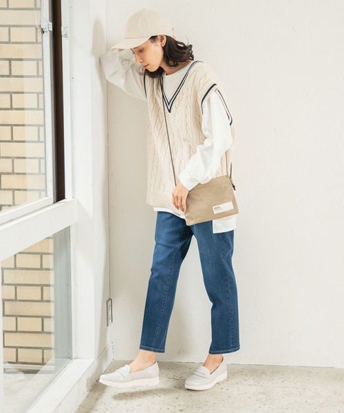 LEPSIM(レプシィム)の「オーバースリットソデパフプルオーバー 259274(Tシャツ/カットソー・レディース・グレー/オフホワイト/ブルー/ライトグリーン・FREE)」の9枚目の写真