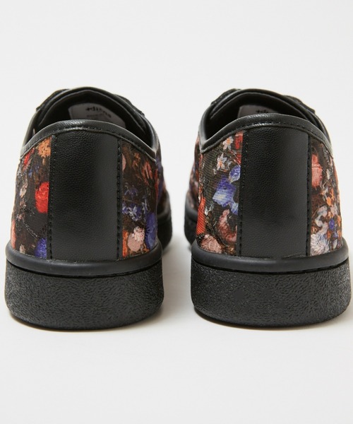 +diana(プラスダイアナ)の「【名画アートプリント】チュールスニーカー(スニーカー・レディース・イエロー/グリーン/ブラック/ネイビー/ピンク/ホワイト/ベージュ/ブルー・24.5cm/23.5cm/24.0cm/23.0cm/22.0cm/22.5cm/25.0cm/25.5cm/21.5cm)」の17枚目の写真