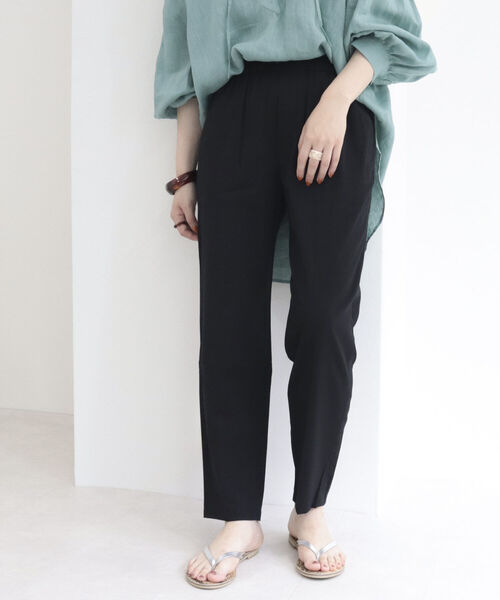 fredy emue(フレディエミュ)の「スラブタンブラー テーパードパンツ【3サイズ展開】(その他パンツ・レディース・イエロー/ブルー/ベージュ/ブラック・36/34/38)」の2枚目の写真