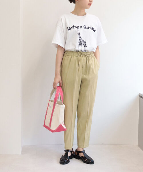 fredy emue(フレディエミュ)の「スラブタンブラー テーパードパンツ【3サイズ展開】(その他パンツ・レディース・イエロー/ブルー/ベージュ/ブラック・36/34/38)」の4枚目の写真