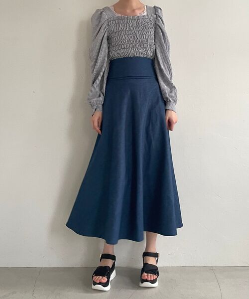 MAJESTIC LEGON（マジェスティックレゴン）の「2wayフレアスカート（スカート・レディース・イエロー/ブルー/アイボリー・SMALL/MEDIUM）」の13枚目の写真