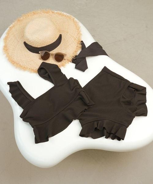 c.u.l(シーユーエル)の「フリルハイウエスト セットアップビキニ culb16(水着・レディース・ブラック/テラコッタ/アイボリー/カーキ/モカ・M/L/XL/S)」の18枚目の写真