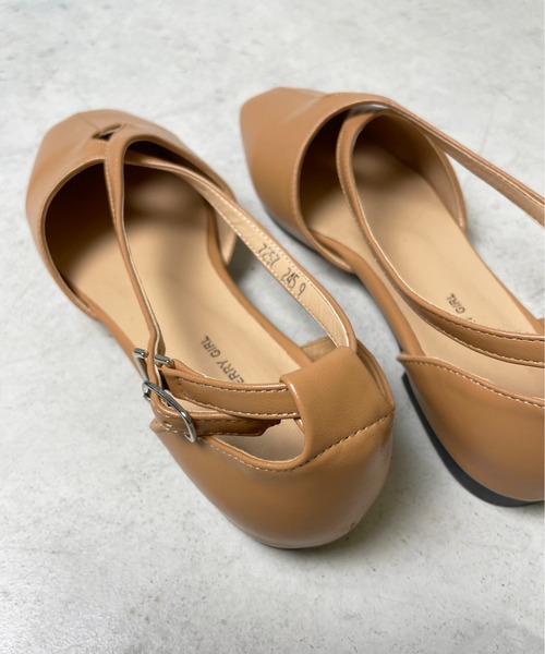 StyleSea(スタイルシー)の「クロスストラップフラットシューズ(パンプス・レディース・アイボリー/ベージュ・25cm/24.5cm/24cm/23.5cm)」の7枚目の写真