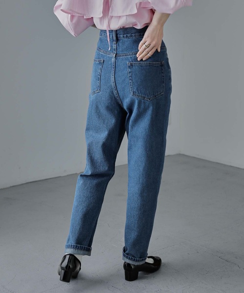 Fashion Letter(ファッションレター)の「ルーズテーパードデニム(デニムパンツ・レディース・ホワイト/ブラック/ブルー・M)」の9枚目の写真