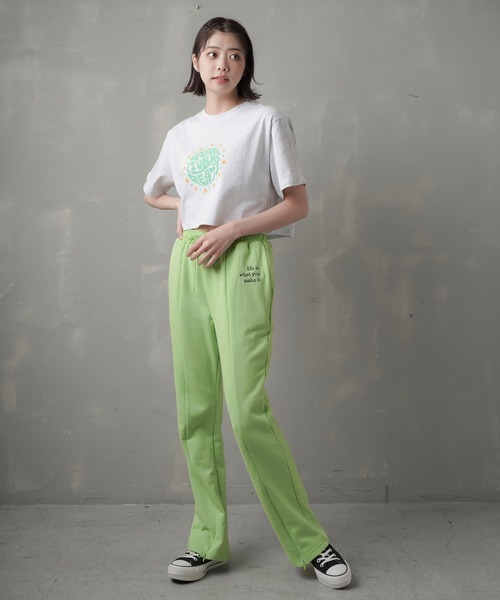 SPINNS（スピンズ）の「CIRCLEフロントロゴショート丈半袖Tシャツ（Tシャツ/カットソー・レディース・ホワイト×ブルー/オートミール/ブラック×イエロー・ONESIZE）」の17枚目の写真