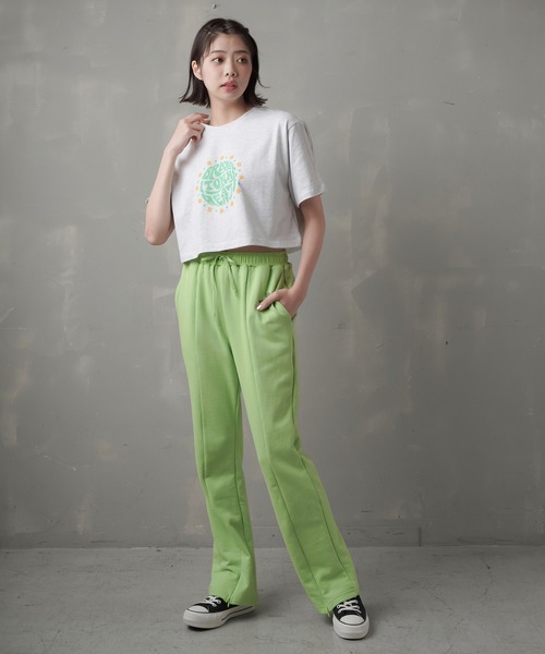 SPINNS（スピンズ）の「CIRCLEフロントロゴショート丈半袖Tシャツ（Tシャツ/カットソー・レディース・ホワイト×ブルー/オートミール/ブラック×イエロー・ONESIZE）」の19枚目の写真