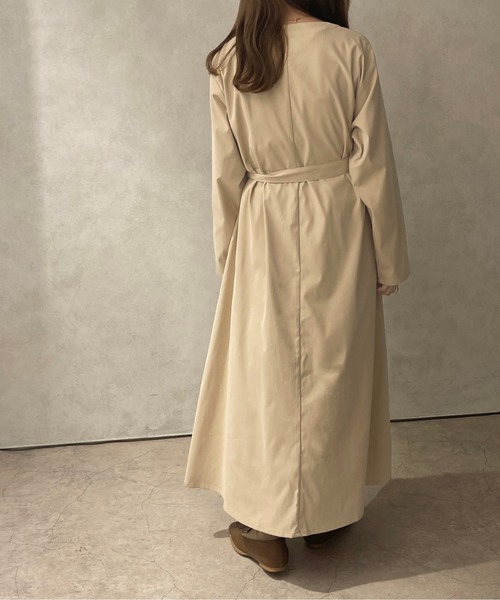 apres jour clair（アプレジュールクレア）の「【apres jour clair】ベルト付きワンピコート【ZOZOTOWN限定アイテム】（ワンピース・レディース・ベージュ/ライトベージュ・X-LARGE/フリー）」の11枚目の写真