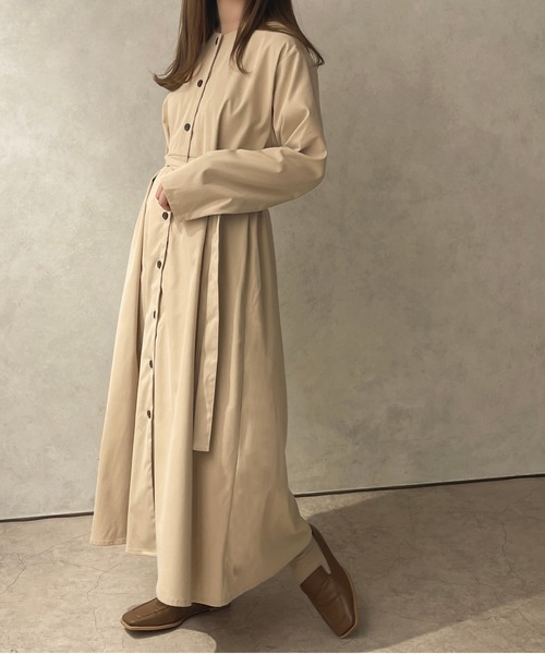 apres jour clair（アプレジュールクレア）の「【apres jour clair】ベルト付きワンピコート【ZOZOTOWN限定アイテム】（ワンピース・レディース・ベージュ/ライトベージュ・X-LARGE/フリー）」の8枚目の写真