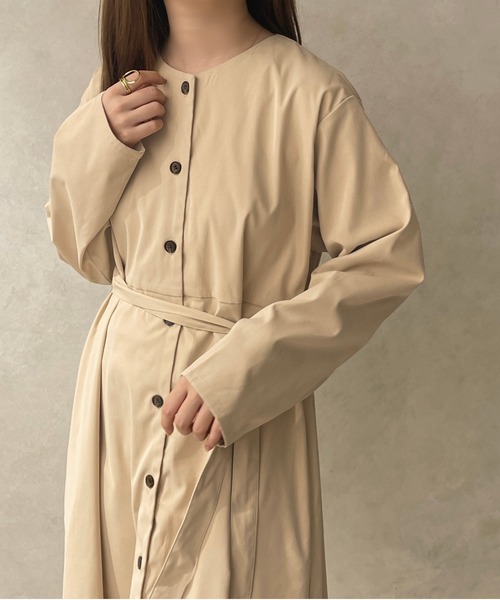 apres jour clair（アプレジュールクレア）の「【apres jour clair】ベルト付きワンピコート【ZOZOTOWN限定アイテム】（ワンピース・レディース・ベージュ/ライトベージュ・X-LARGE/フリー）」の14枚目の写真