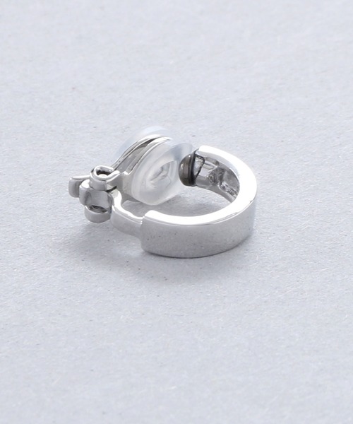 Manon's Selection(マノンズセレクション)の「シンプルフープイヤリング3mm(イヤリング・レディース・ゴールド/シルバー・ONE SIZE)」の11枚目の写真