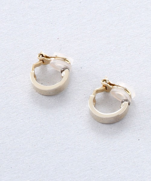 Manon's Selection(マノンズセレクション)の「シンプルフープイヤリング3mm(イヤリング・レディース・ゴールド/シルバー・ONE SIZE)」の8枚目の写真