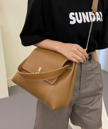 <ポーチ付き> ゴールドチェーン レザーショルダーバッグ