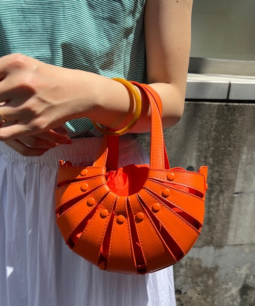 SHENERY（シーナリー）の「【WEB限定カラー：ブルー/ピンク】レザーデザインミニバッグ（トートバッグ・レディース・パープル/オフホワイト/ピンク/オレンジ/ブルー・FREE）」の5枚目の写真