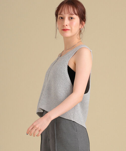 Ray BEAMS（レイビームス）の「Ray BEAMS / ラメ コンパクト ベスト（ニット/セーター・レディース・シルバー/イエロー系その他5・ONE SIZE）」の13枚目の写真