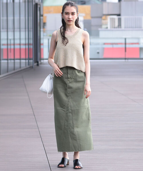 Ray BEAMS（レイビームス）の「Ray BEAMS / ラメ コンパクト ベスト（ニット/セーター・レディース・シルバー/イエロー系その他5・ONE SIZE）」の21枚目の写真