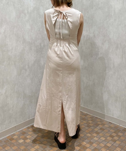 archives（アルシーヴ）の「バックシャンノースリーブワンピース（ワンピース・レディース・ブラック/オレンジ/アイボリー/モカ・MEDIUM）」の8枚目の写真