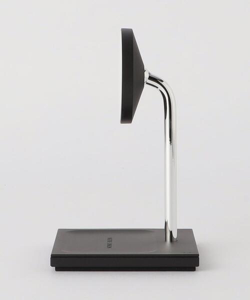 Native Union（ネイティブユニオン）の「＜NATIVE UNION（ネイティブ ユニオン）＞マグネティック ワイヤレス チャージャー（スマホグッズ・メンズ・ブラック・FREE）」の2枚目の写真