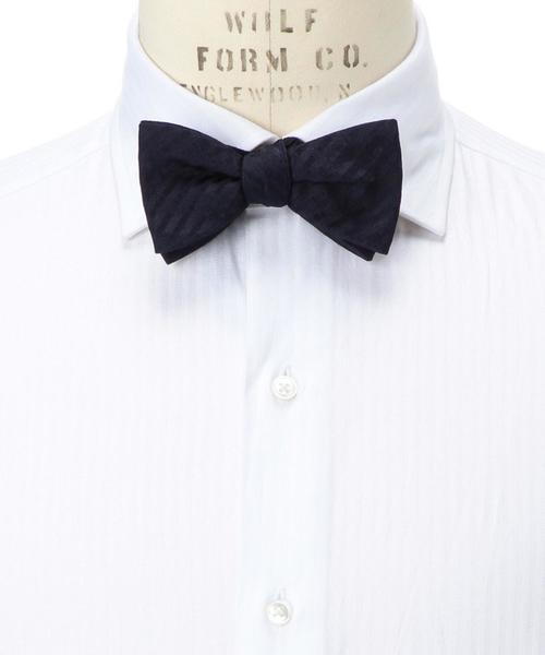 UNITED ARROWS(ユナイテッドアローズ)の「UA ジャカードサッカー ボウタイ(蝶ネクタイ・メンズ・オフホワイト/ブラック/ターコイズブルー/ネイビー・フリー)」の3枚目の写真