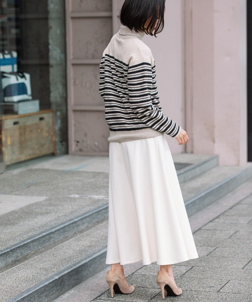 Munich（ミューニック）の「ブラッシュヤーン×メリノウールタートルネックトップス（ニット/セーター・レディース・ブラック/ベージュ/カーキ・FREE）」の17枚目の写真