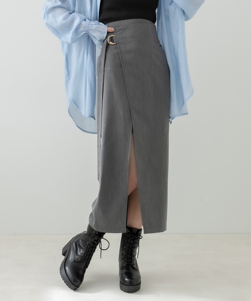 OLIVE des OLIVE（オリーブデオリーブ）の「ディーカンベルト付スリットスカート（スカート・レディース・チャコールグレー/ブラック/ブラウン/アイボリー・FREE）」の3枚目の写真