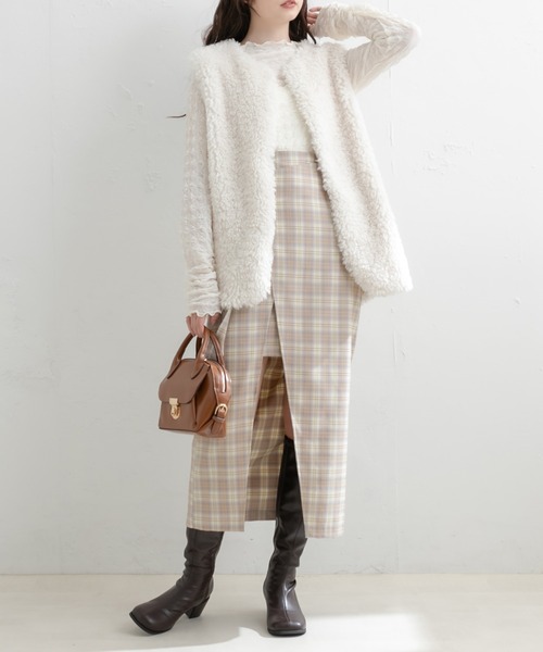 OLIVE des OLIVE（オリーブデオリーブ）の「ディーカンベルト付スリットスカート（スカート・レディース・チャコールグレー/ブラック/ブラウン/アイボリー・FREE）」の22枚目の写真