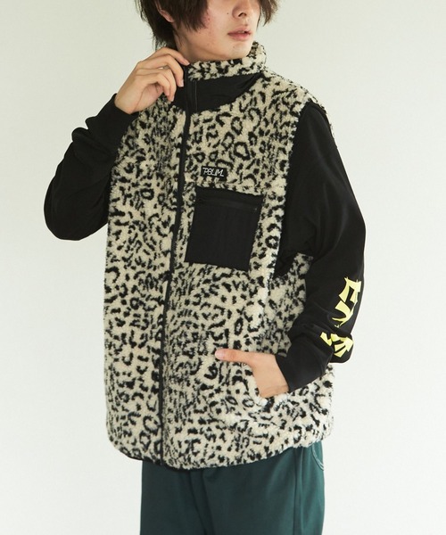 PBLIM（ページボーイリム）の「PAGEBOYLIM/ボアベスト（ベスト・レディース・ネイビー/アイボリー/レオパード・FREE）」の6枚目の写真