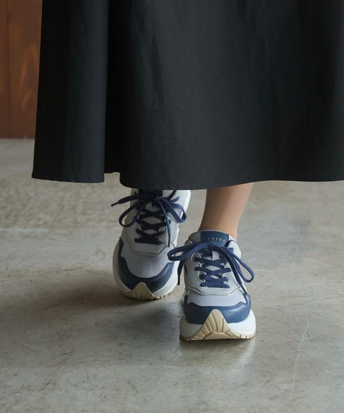 Lucida（ルシーダ）の「Alnair/ナチュラル厚底スニーカー（スニーカー・レディース・ホワイト/ブラック/ベージュ/パープル/ピンク/シルバー/ライトグリーン/アニマル/シルバー系その他/ピンクベージュ/ブルー系その他/インディゴブルー/ネイビー/ライトブラウン・38/39/35/36/37/40/41）」の6枚目の写真