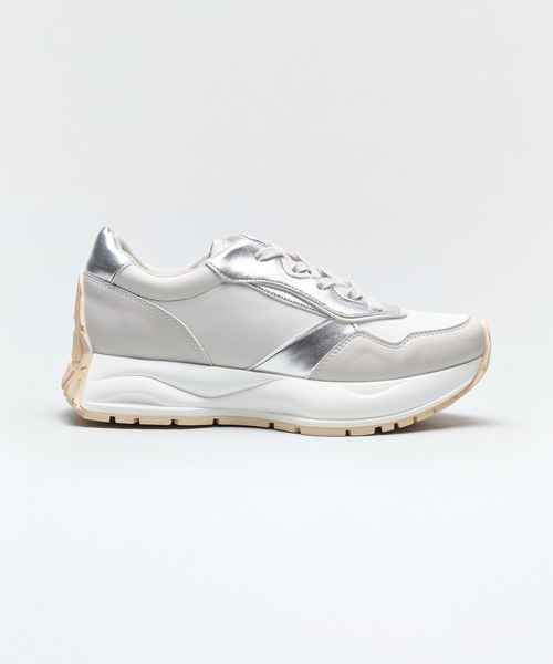 Lucida（ルシーダ）の「Alnair/ナチュラル厚底スニーカー（スニーカー・レディース・ホワイト/ブラック/ベージュ/パープル/ピンク/シルバー/ライトグリーン/アニマル/シルバー系その他/ピンクベージュ/ブルー系その他/インディゴブルー/ネイビー/ライトブラウン・38/39/35/36/37/40/41）」の21枚目の写真