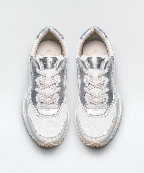 Lucida（ルシーダ）の「Alnair/ナチュラル厚底スニーカー（スニーカー・レディース・ホワイト/ブラック/ベージュ/パープル/ピンク/シルバー/ライトグリーン/アニマル/シルバー系その他/ピンクベージュ/ブルー系その他/インディゴブルー/ネイビー/ライトブラウン・38/39/35/36/37/40/41）」の22枚目の写真