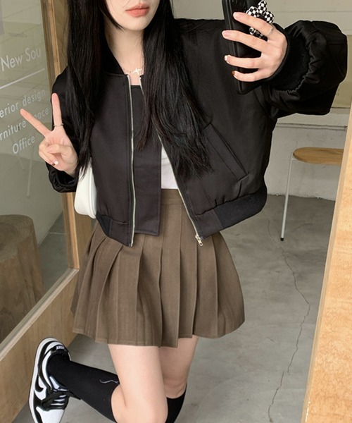 Jewelobe（ジュエローブ）の「パフスリーブショートブルゾン（ブルゾン・レディース・アイボリー/ブラック・FREE）」の9枚目の写真