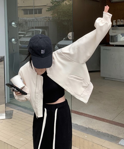 Jewelobe（ジュエローブ）の「パフスリーブショートブルゾン（ブルゾン・レディース・アイボリー/ブラック・FREE）」の14枚目の写真