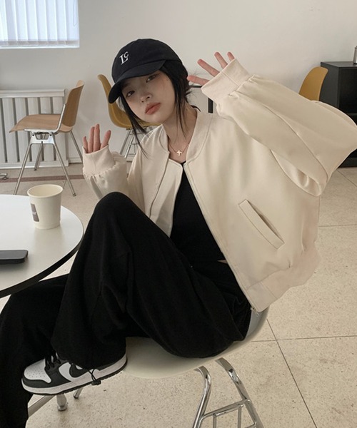 Jewelobe（ジュエローブ）の「パフスリーブショートブルゾン（ブルゾン・レディース・アイボリー/ブラック・FREE）」の20枚目の写真