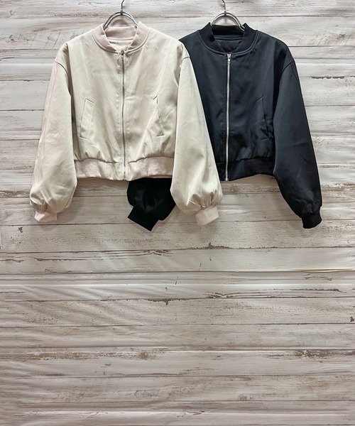 Jewelobe（ジュエローブ）の「パフスリーブショートブルゾン（ブルゾン・レディース・アイボリー/ブラック・FREE）」の22枚目の写真