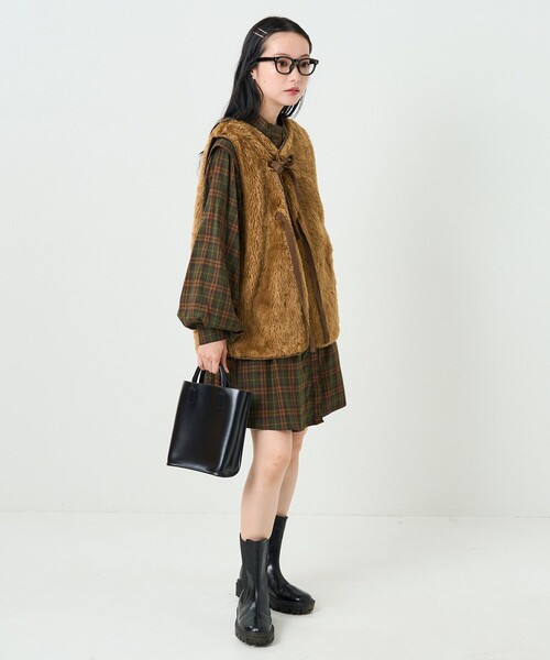 FREAK'S STORE（フリークスストア）の「リボン付ファーベスト（ベスト・レディース・ブラウン・ﾌﾘ-）」の3枚目の写真