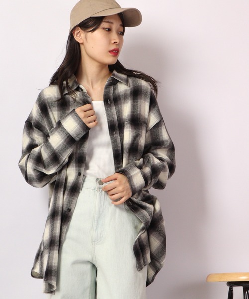 Limited Line Naive Magic(リミテッドラインナイーブマジック)の「レトロ ネルチェック レギュラーカラー オーバーシャツ(シャツ/ブラウス・メンズ・ホワイト/ブラック/ベージュ/レッド/イエロー/グリーン/グレー/ホワイト系その他/ブラック系その他3/ブラック系その他/ブラック系その他2/ネイビー・M/L)」の15枚目の写真