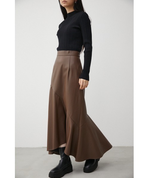 AZUL by moussy（アズールバイマウジー）の「FAUX LEATHER MERMAID SK/フェイクレザーマーメイドスカート（スカート・レディース・ブラウン/ブラック・MEDIUM/SMALL）」の13枚目の写真