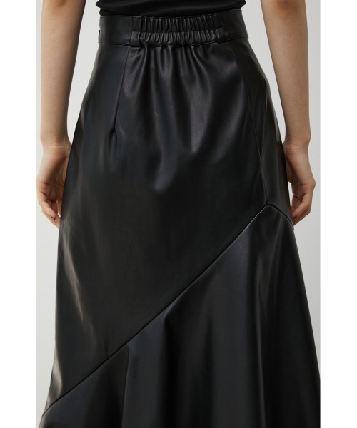 AZUL by moussy（アズールバイマウジー）の「FAUX LEATHER MERMAID SK/フェイクレザーマーメイドスカート（スカート・レディース・ブラウン/ブラック・MEDIUM/SMALL）」の10枚目の写真