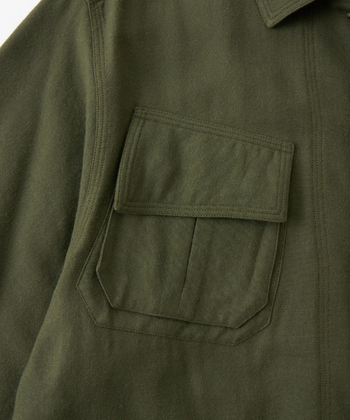 WHITE MOUNTAINEERING（ホワイトマウンテニアリング）の「TWILL B.D.U JACKET（ミリタリージャケット・メンズ・カーキ・1/2）」の2枚目の写真