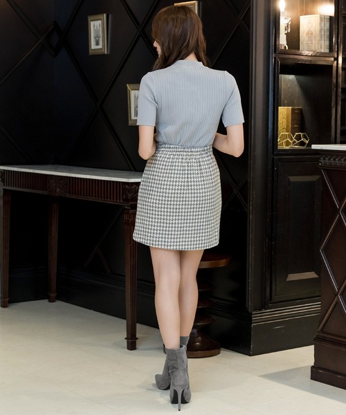 Julia Boutique（ジュリアブティック）の「ポインテッドトゥショートブーツ/22501（ブーツ・レディース・ベージュ/ブラック/アイボリー/グレー/ブラック系・L/3L/S/M/LL）」の17枚目の写真