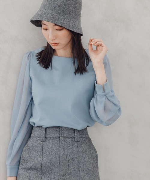 Andemiu（アンデミュウ）の「ソデフハクボートネックカットソー167391（Tシャツ/カットソー・レディース・ブラック/ベージュ/ブルー/ボルドー・FREE）」の3枚目の写真